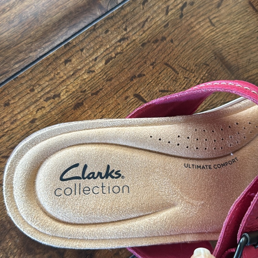 Clarks Pink Sandals with Buckle - Picture 3 of 5